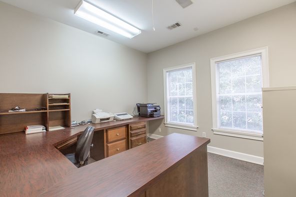 Office For Lease: 4414 Brainerd Rd, Chattanooga, TN 37411